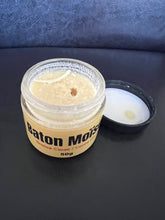 Load image into Gallery viewer, Graisse Cacao Baton Moïse 50gr